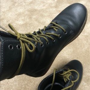 Used Dr. Martens black boots size 6, Tehani style